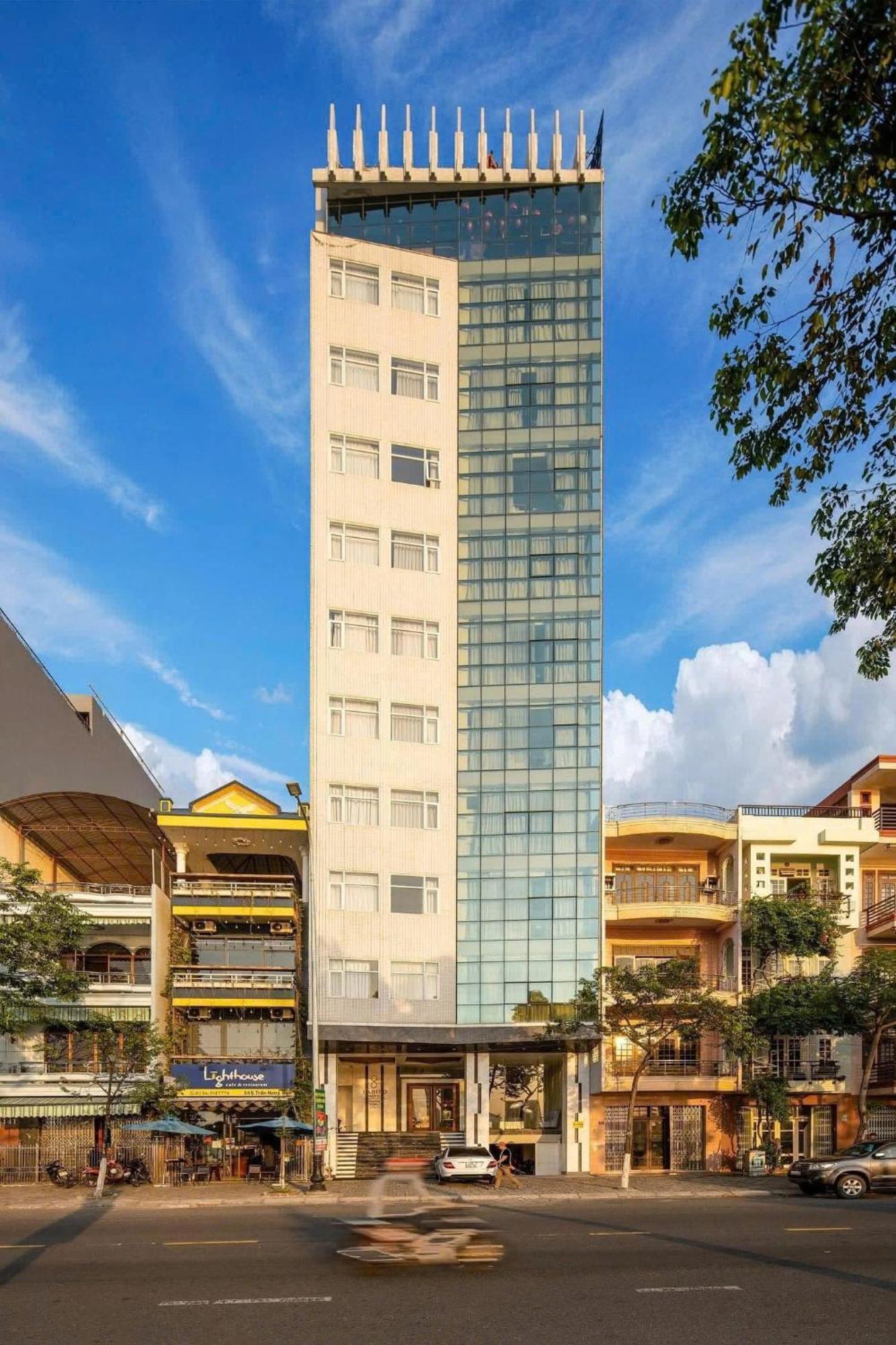 Star City Riverside Hotel By Haviland Da Nang Exterior foto