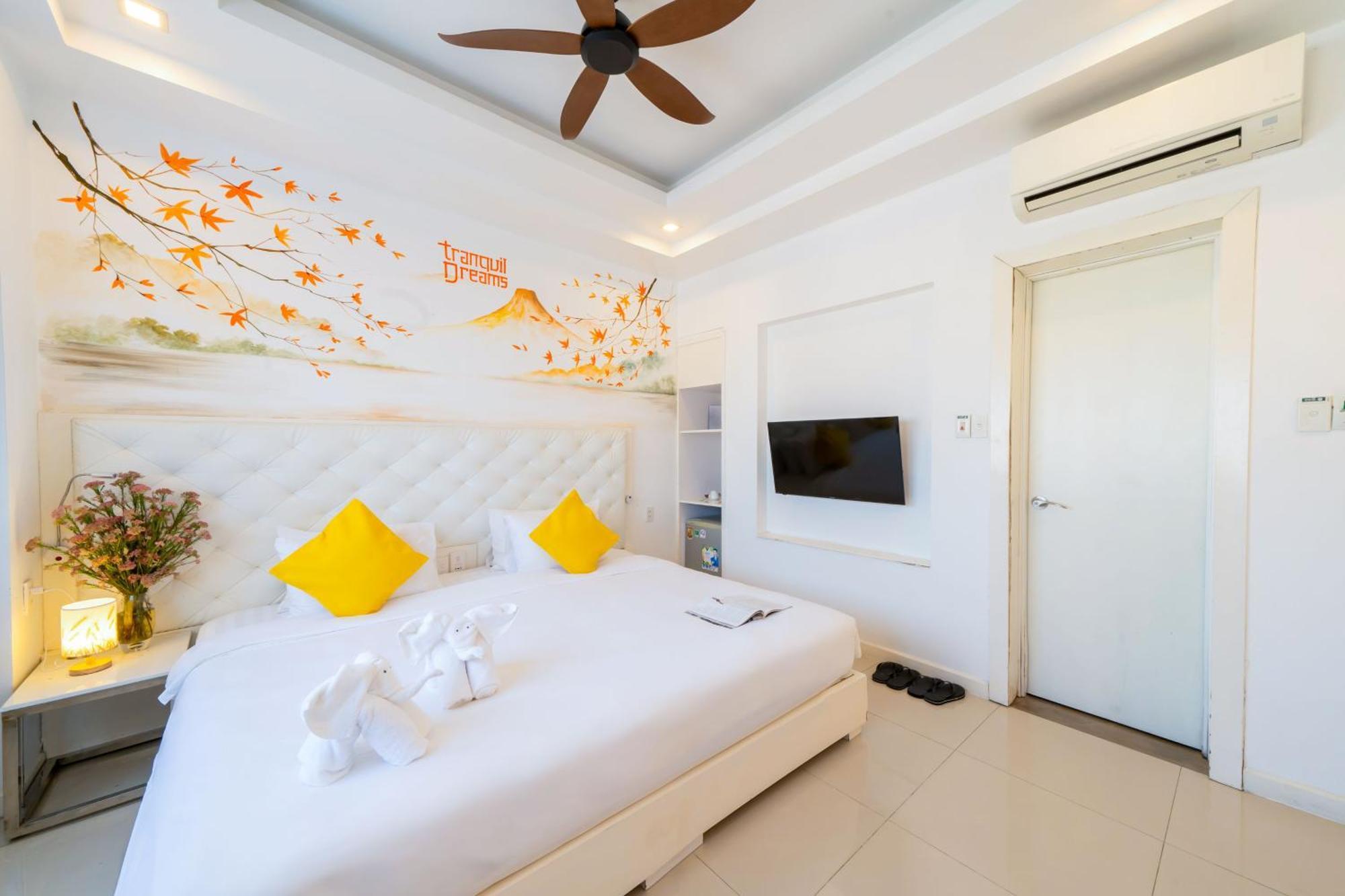 Star City Riverside Hotel By Haviland Da Nang Exterior foto