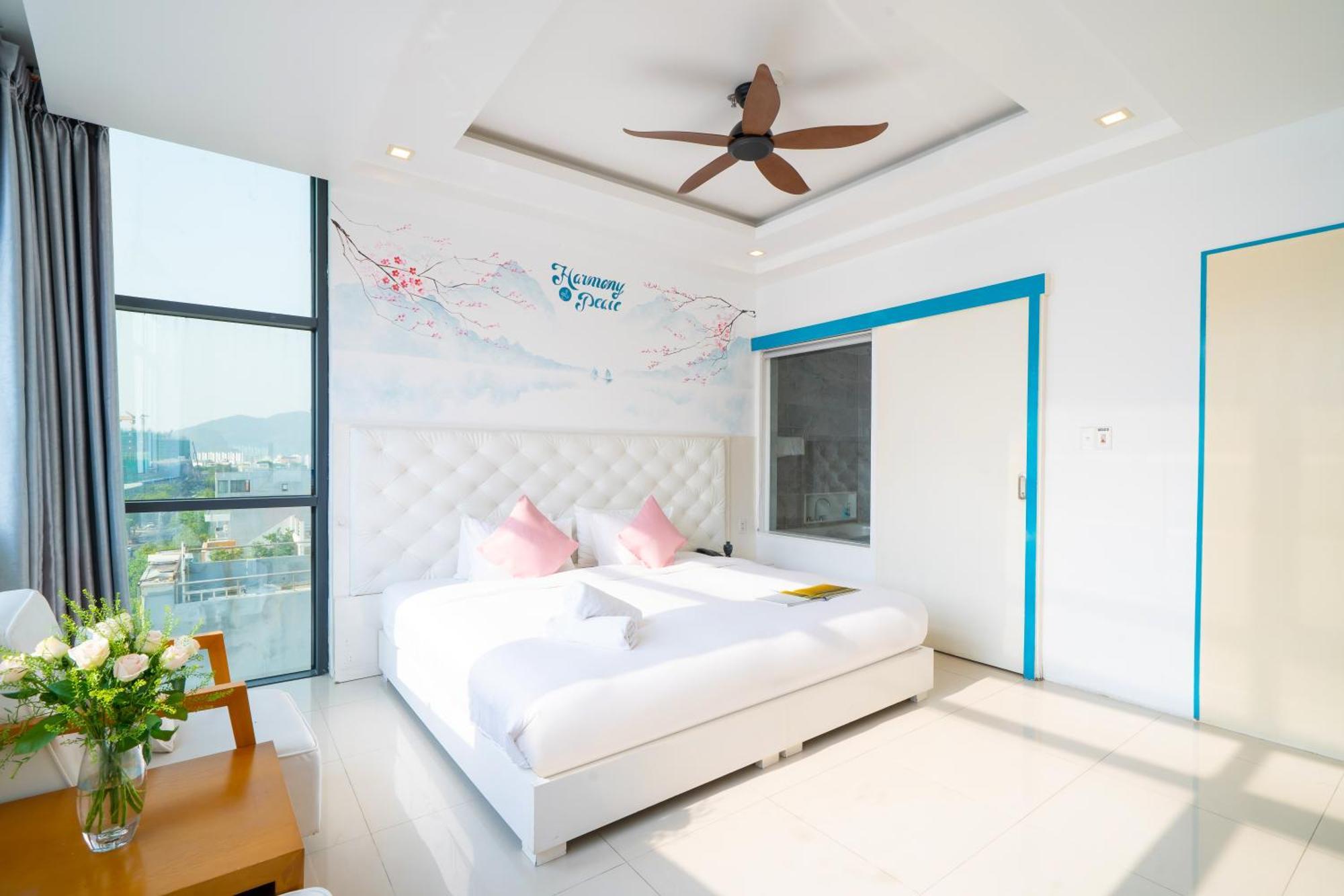 Star City Riverside Hotel By Haviland Da Nang Exterior foto