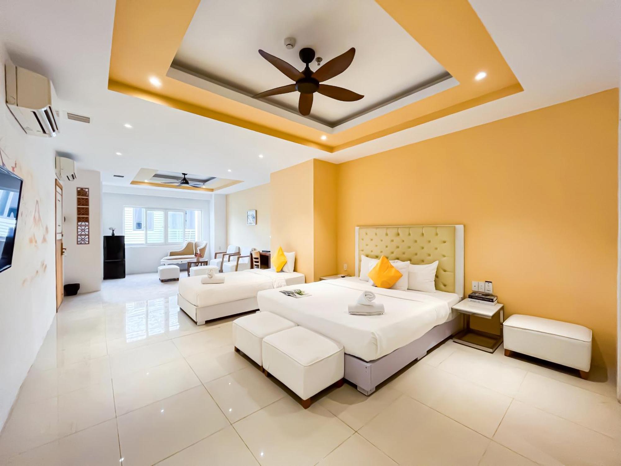 Star City Riverside Hotel By Haviland Da Nang Exterior foto