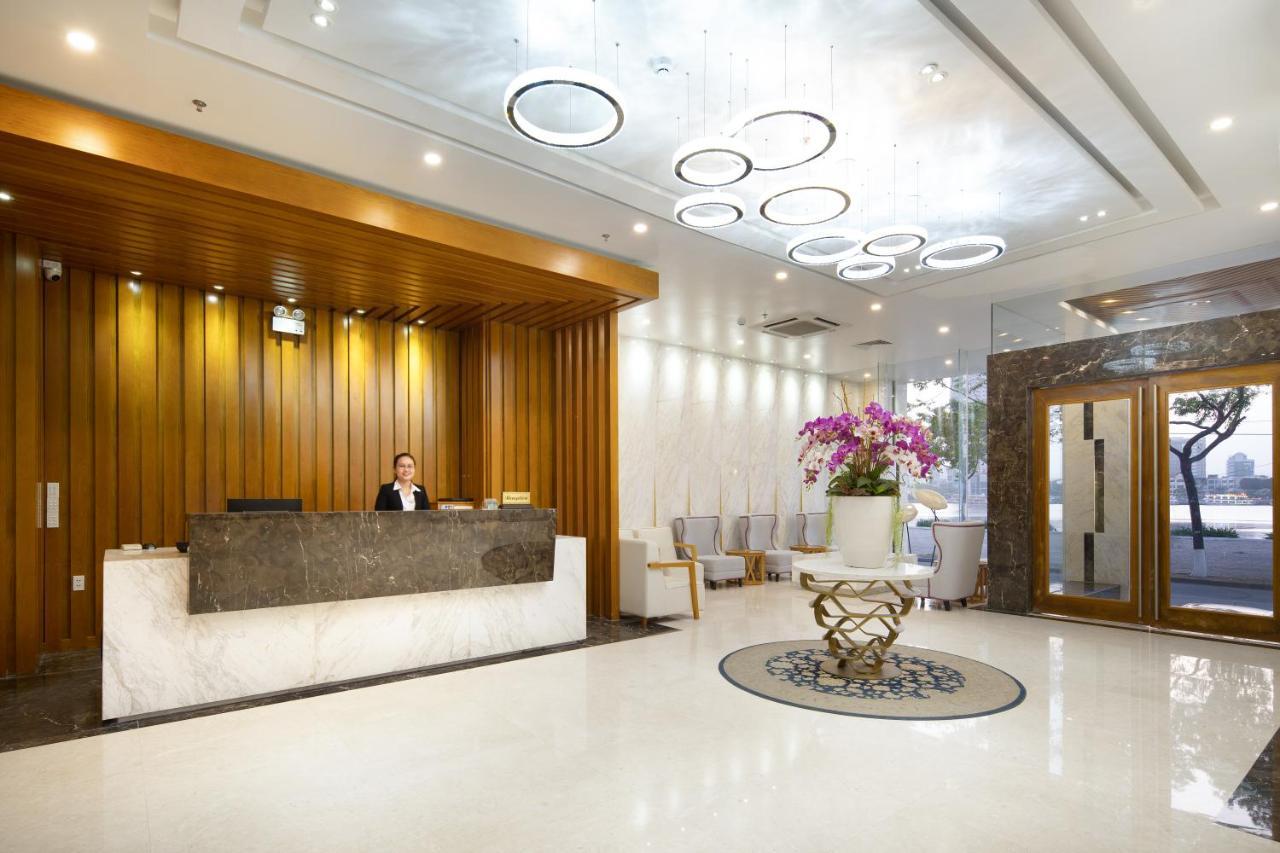 Star City Riverside Hotel By Haviland Da Nang Exterior foto